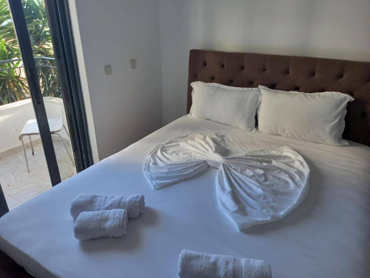 Sunset Aparthotel Sarandë 外观 照片